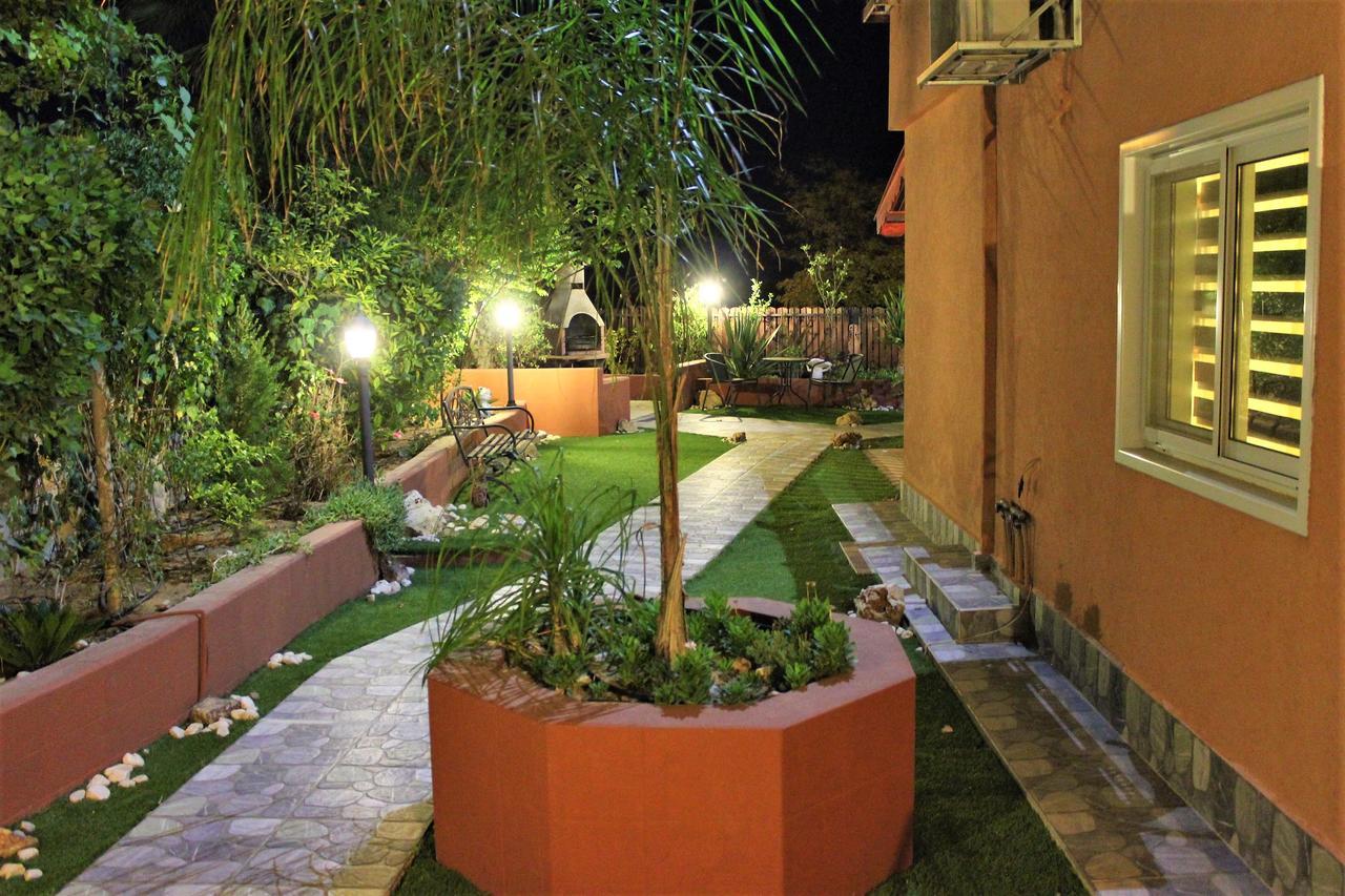 Dead Sea Sun Guest House Arad Esterno foto