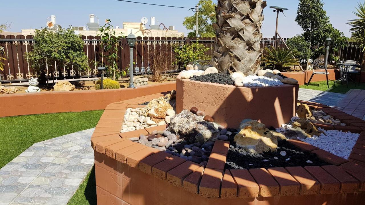 Dead Sea Sun Guest House Arad Esterno foto