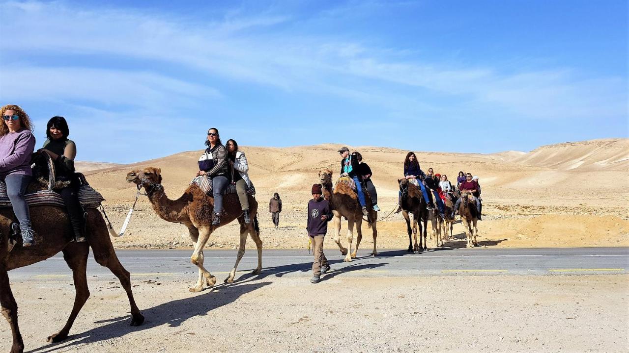 Dead Sea Sun Guest House Arad Esterno foto