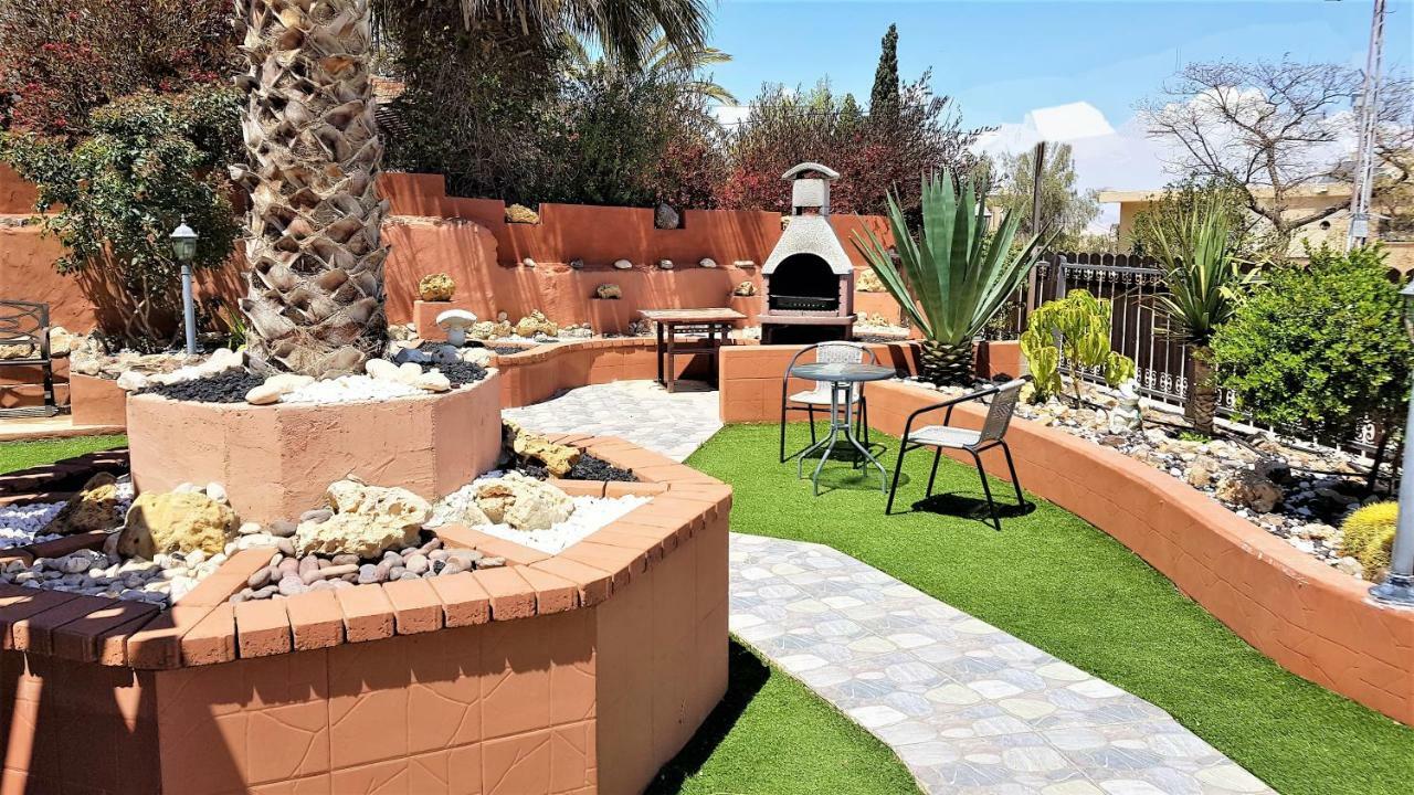 Dead Sea Sun Guest House Arad Esterno foto