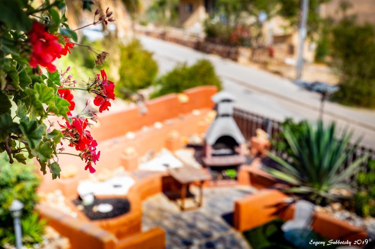 Dead Sea Sun Guest House Arad Esterno foto